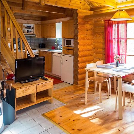 Holiday Home Yllaeksen Tunturihonkamaja A 1 By Interhome Äkäslompolo Dış mekan fotoğraf